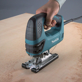 Makita 4350FCT 720W Dekupaj Testere_4