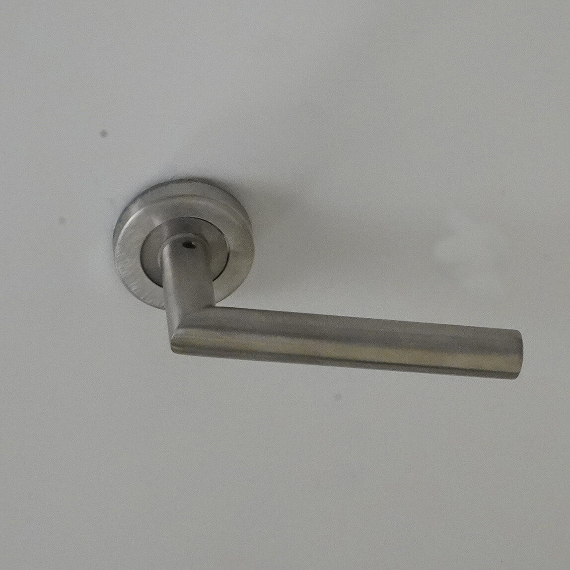    Dreamax Nil Rozetli  Oda Kapıkolu Saten   