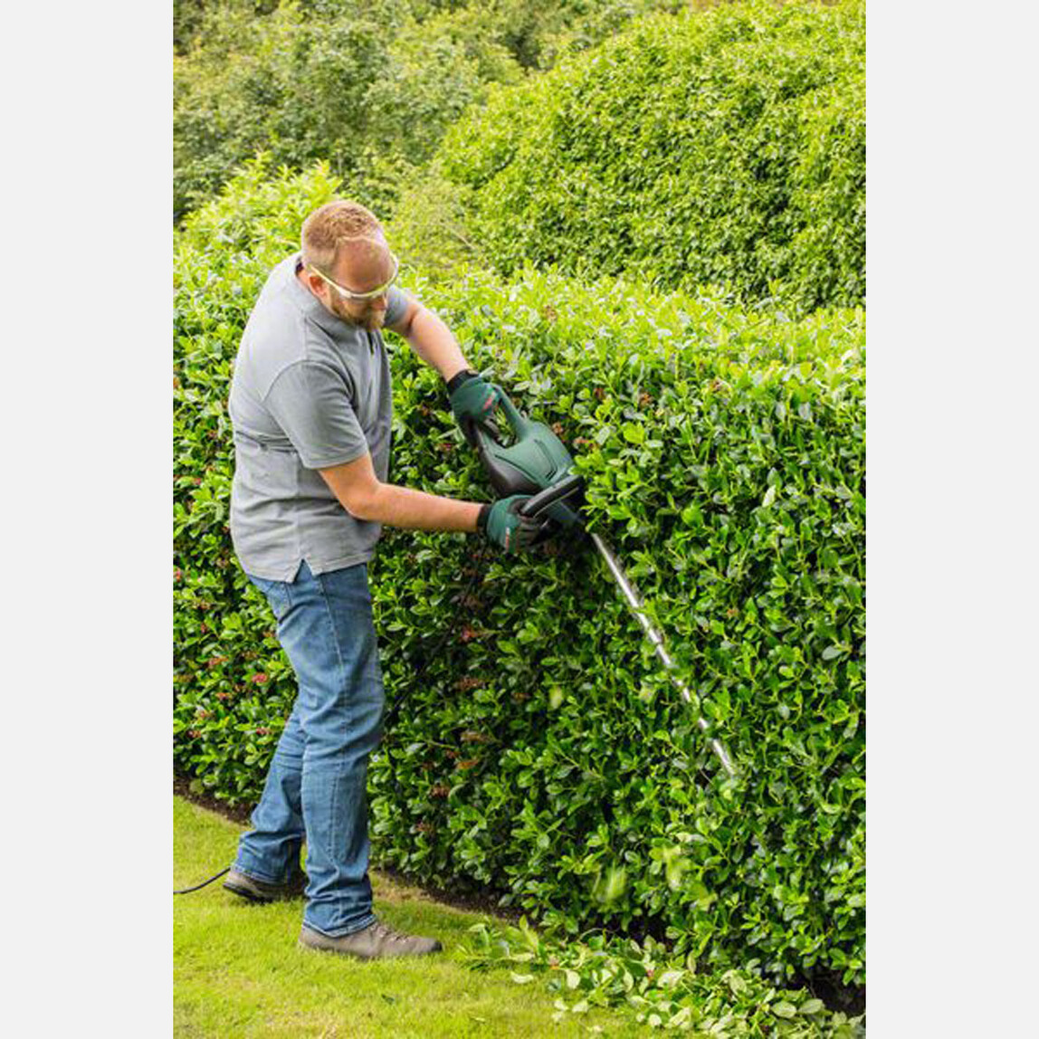    Bosch Universal Hedge Cut35 Çit Kesme Makinesi  