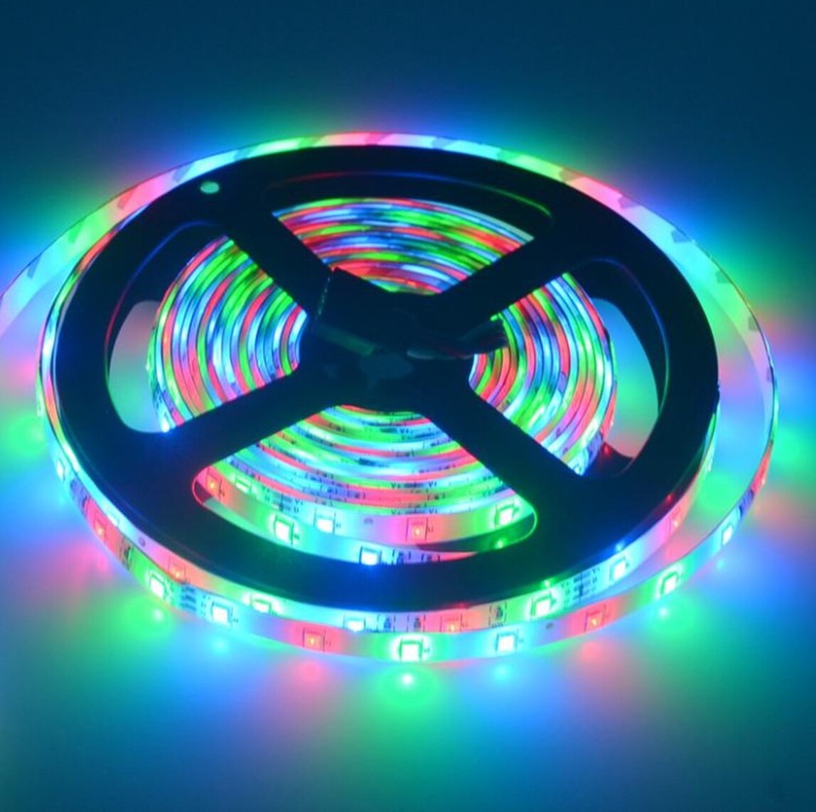    Rgb 4.5 Metre Renkli Uzaktan Kumandalı Şerit Led 