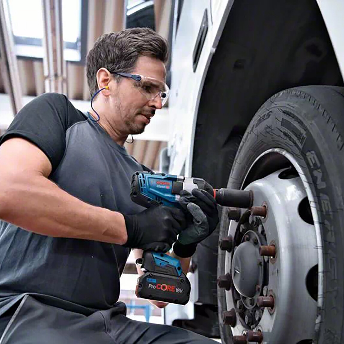    Bosch Profesyonel GDS 18V-1050 H 5 Ah Çift Akülü Li-ion Darbeli Akülü Vidalama   