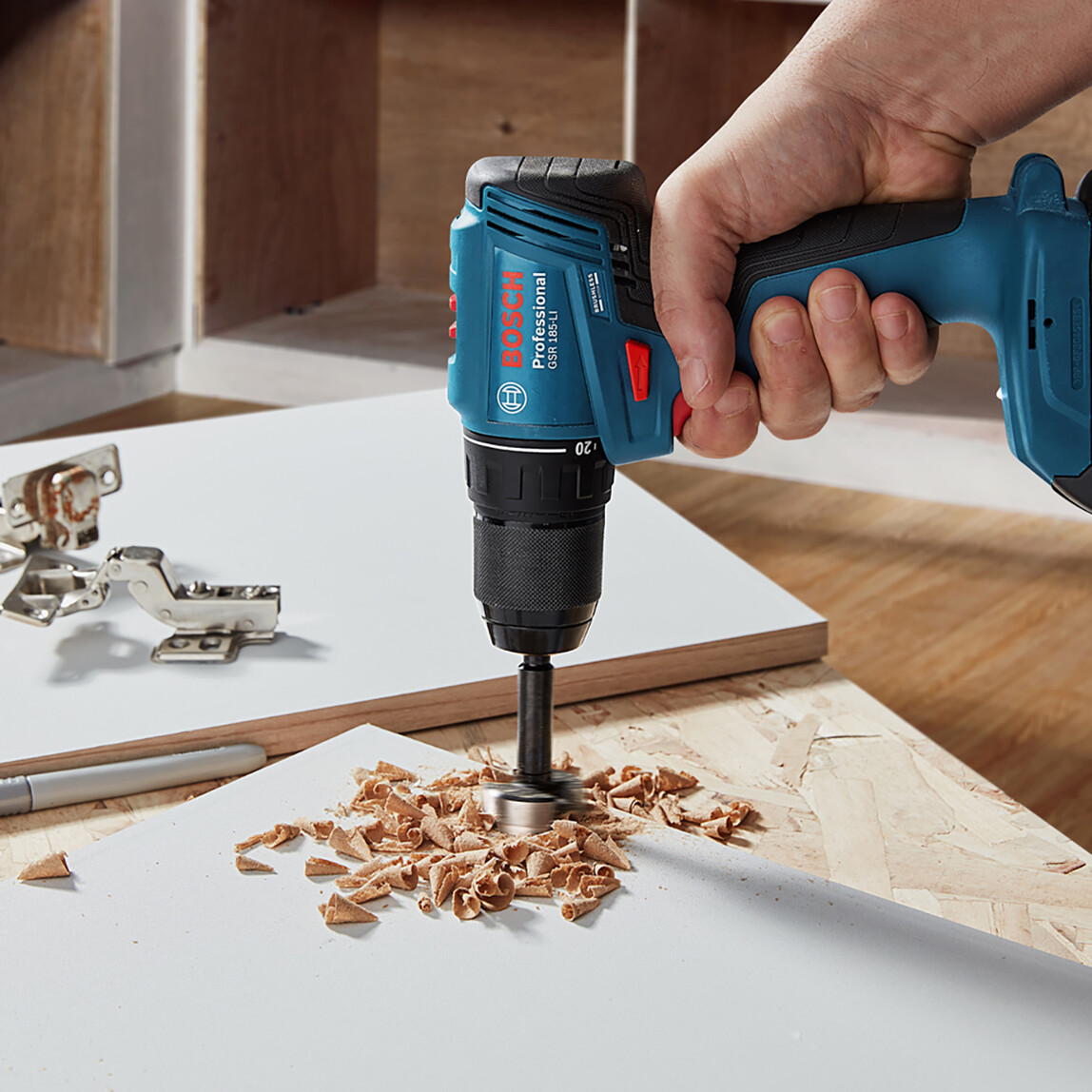    Bosch GSR 185-LI 2x2.0 Ah. Akülü Vidalama  
