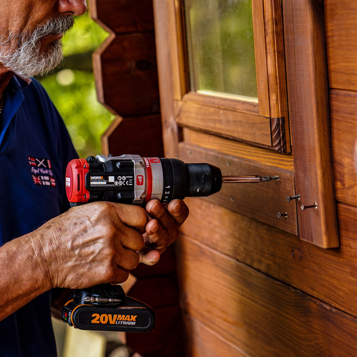    Worx WX354.1 20 V 2 Ah - 4 Ah Çift Akülü Li-ion Darbeli Akülü Matkap   