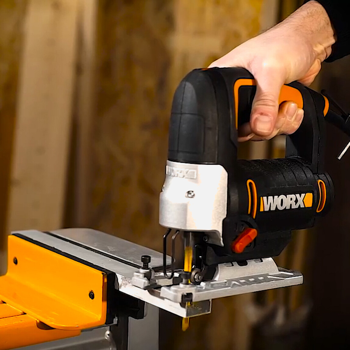    WORX WX478.1 650Watt Profesyonel Devir Ayarlı Dekupaj Testere  