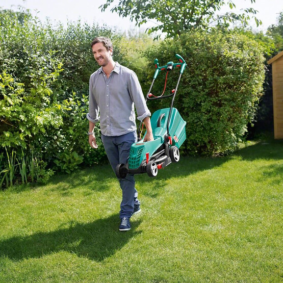 Bosch ARM37 Elektrikli Çim Biçme Makinesi ve Easygrasscut 23 Kenar Kesme Makinesi