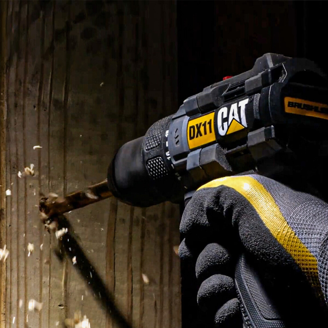 CAT DX11 18Volt/2.0Ah Li-ion Çift Akülü Kömürsüz Profesyonel Şarjlı Matkap_11