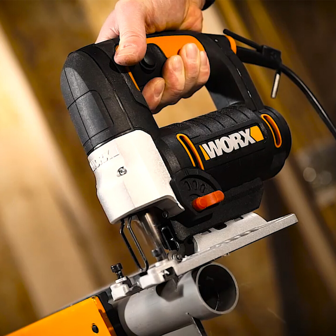    Worx WX479 750Watt Profesyonel Devir Ayarlı Dekupaj Testere  